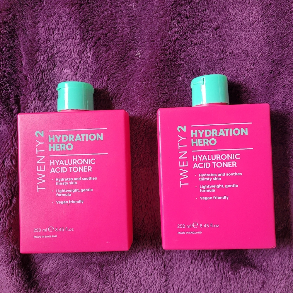 TWENTY Hydration Hero Hyaluronic Acid Toner - Pink
